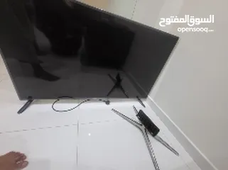  4 تلفزيون مكسور الشاشه 75 و 65 بوصه