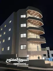  5 شقة ارضية للبيع في الجبيهة 145م + 50م ترس وكراج مستقل (شقتين في الطابق) على 3 شوارع من المالك