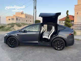  11 Tesla model x