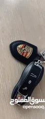  7 Porsche Cayenne - platinum edition- V6 -3.6L