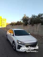  3 هونداي ايونك فل ما عدا الفتحه كهرباء موديل 2017 بسعر مغري