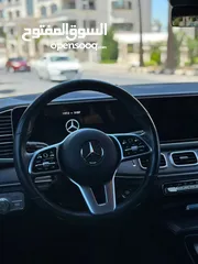  12 Mercedes-AMG GLE450 2021
