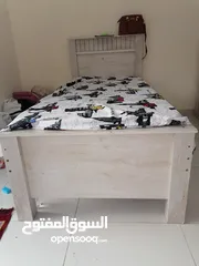  2 غرفة نوم سنقل اتكون نت سريرين عرض 100 وجزامه Single bedroom consisting of two beds width 100 and boo