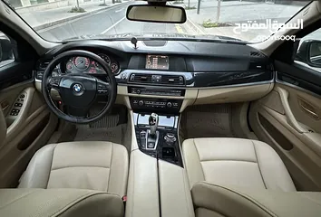  14 BMW 520i 2013  لون بني مميزه فحص كامل كرت ابيض فل الفل اعلى صنف جميع الاضافات