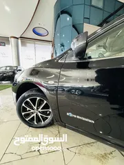  5 نيسان سلفي 2019 الوان ازرق اسود ابيض
