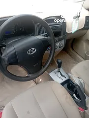  2 Hyundai Elantra 2007