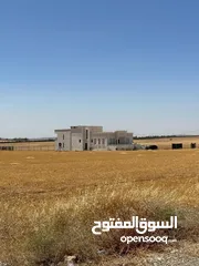  3 قطعة ارض مميزه في منطقة منجا تلعة النوران اعلى قمة من المالك مباشرة بسعر مغري استثمارية و مميزة