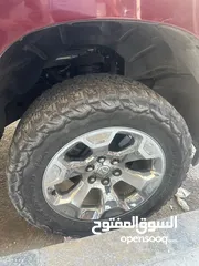  7 جنط بكب دوج عشرين كروم الاصلي مع كوشوك خشن عالي بحاله جيده جدا قابل للتفاوض