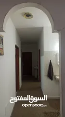  1 شقه للبيع بموقع مميز بسعر مناسب