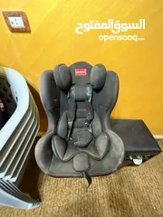 1 car seats مستعمل  ماركة ROBINS