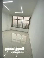  1 مكتب مميز جدا