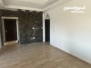  9 شقة مطله على عمان
