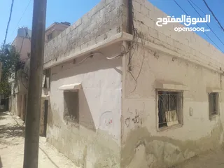  7 بيت للبيع المستعجل بسعر مغري 25000 قابل للتفاوض