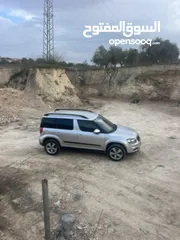  2 جيب سكودا يتي بنزين 2017