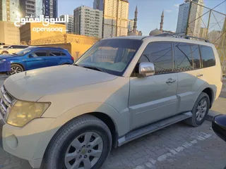  3 Mitsubishi Pajero 2011 AED 23000 PRICE NEGOTIABLE