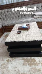  2 طاوله وسط وخزانه احذيه