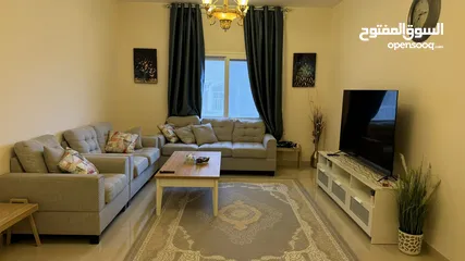  2 شقة فاخرة للايجار في صلالة الجديدة مقابل جامع السلطان قابوس