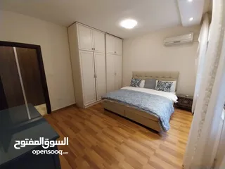  4 شقة مفروشة للإيجار  ( Property 39632 )