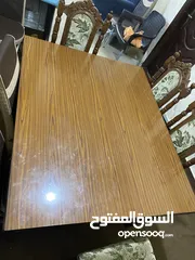  4 طاولة سفراه