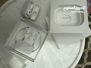  5 Airpod pro 2 full box only right side available