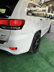  8 جيب شيروكي ملك العضلات الامريكي SRT8  موديل 2014 لون ابيض للايجار فقط من عند مكتب Lion  Group
