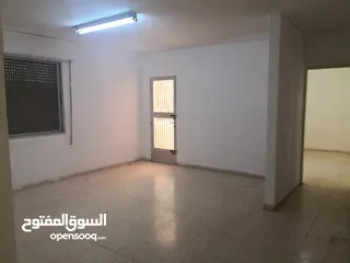  4 شقة للبيع بإسكان ابو نصير