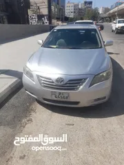 1 تويوتا كامري 2009 للبيع فل كامل مع فتحه السياره بحاجه الى ترخيص منتهي من شهر11