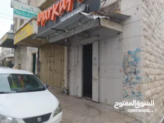 1 محل تجاري للضمان في رام الله البلد .. مقابل شارع الحسبة .. بجانب بنك القاهرة عمان سابقا