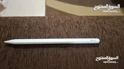  1 قلم آيفون نظيف جدا