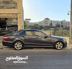  7 Mercedes-Benz E200