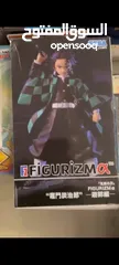  28 Collection figures