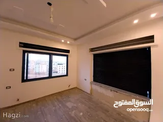  4 شقه مميزه طابق ثالث مع روف دبلكس في منطقه حي الامانه البنيات سوبر ديلو... ( Property ID : 30215 )