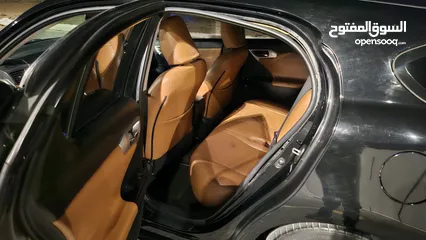  4 لكزس ct200h 2012 للبيع
