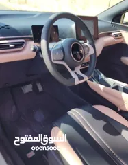  5 سيجال 2023 لون ابيض حرق حرق بحال الزيرو30 الالف كيلو