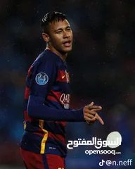  16 Neymar Jr. when he is confident