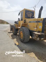  3 جرافه فولفو  90 D