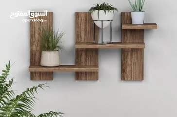  13 رفوف خشب شاشه ومطبخ وحمام وديكور حائط وستاند مكياج وجلاتين وغيره