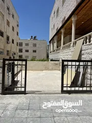 4 شقة ارضيه للبيع في الرابيه