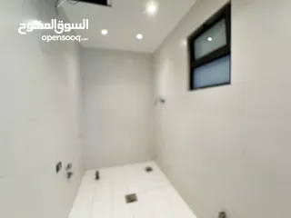  23 شقة شبه ارضي مساحة 200م وحديقة 250م مميزة للبيع بخلدا بسعر مميز تشطيبات مميزة (مشروع 111)