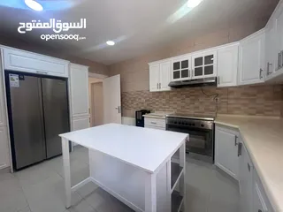  12 فيلا مفروشة للإيجار 500م2 ( Property 40268 ) سنوي فقط