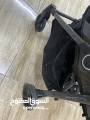  21 عرباية مع كرسي سيارة طقم وارد السعودية ماركة فاخرة من نوع giggles موديل LLOYO وارد السعودية