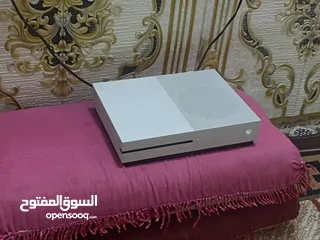  1 اكس بوكس وان اس  جديد