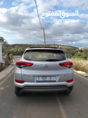  10 جيب هواندي توسان موديل 2016-ماتور 2000ديزل فل فل اضافات مع فتحة سقف بنوراما الجيب فحص شركة ونخب