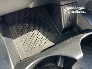  19 مرسيدس بنز EQC كهربائية بالكامل 2022 Mercedes Benz EQC 350 4MATIC Black Edition