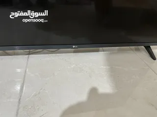  2 شاشة lg  4k استخدام خفيف مع ريموت ذكي ناطق