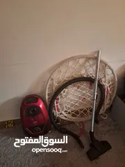  2 مكنسة كهربائية شغالة للبيع