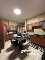  10 شقة ارضية للبيع في عبدون