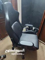  4 Razer Iskur XL Ergonomic Lumbar Black Chair - كرسي ريزر اسكور اغلى واكبر اصدار من عند سيتي سينتر