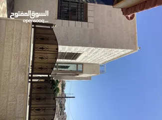  3 فيلا للبيع
