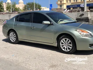  3 Nissan altima 2008